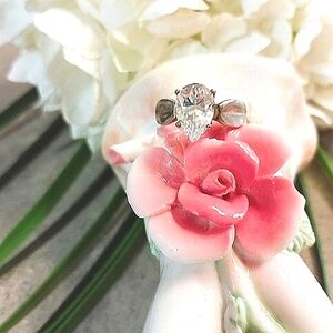 🌺Vintage Sterling Silver 925 Teardrop CZ Ring (7)🌺